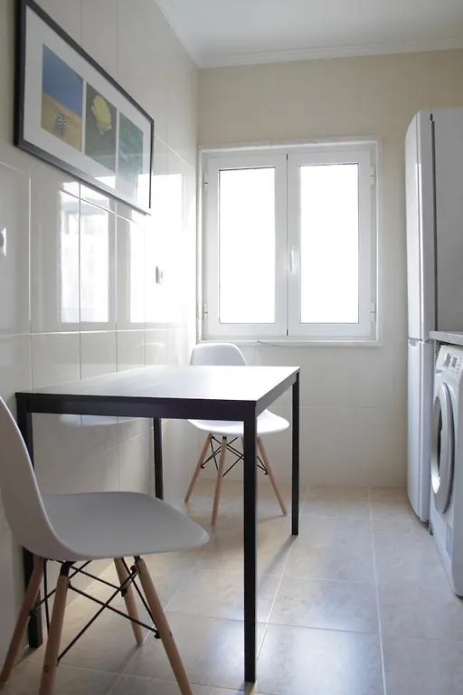Marques Do Pombal Apartment 리스본